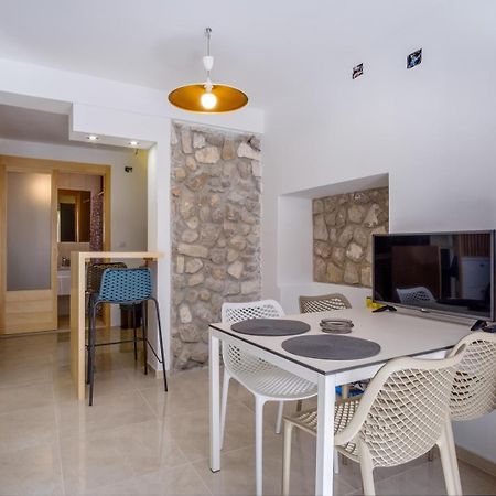 Elegant Apartment Iris Mali Losinj Luaran gambar