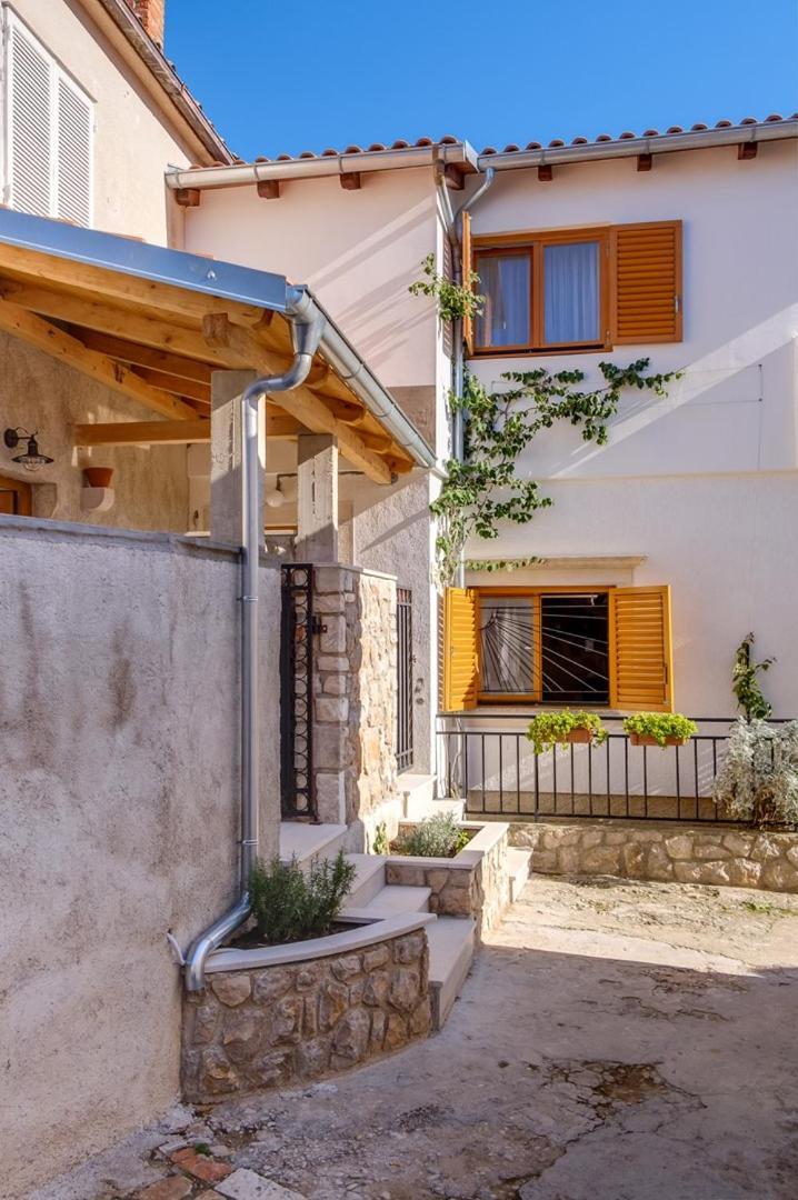 Elegant Apartment Iris Mali Losinj Luaran gambar