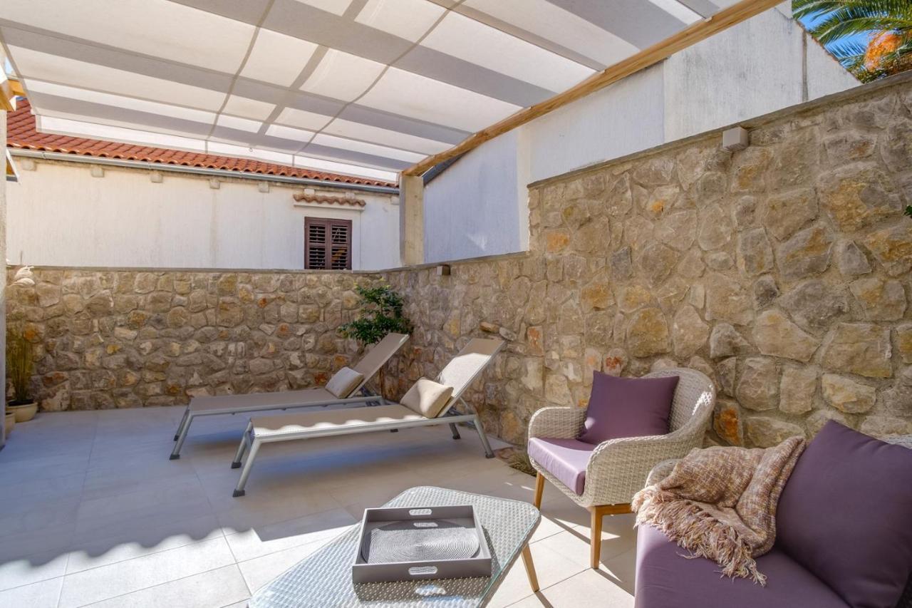 Elegant Apartment Iris Mali Losinj Luaran gambar